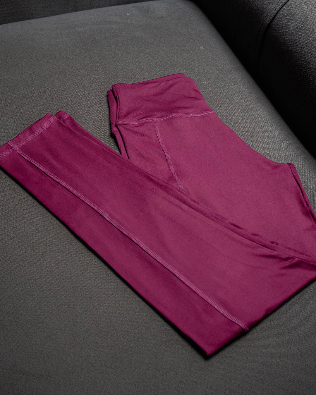 Ladies Yoga Leggings with pocket (Magenta)-L324